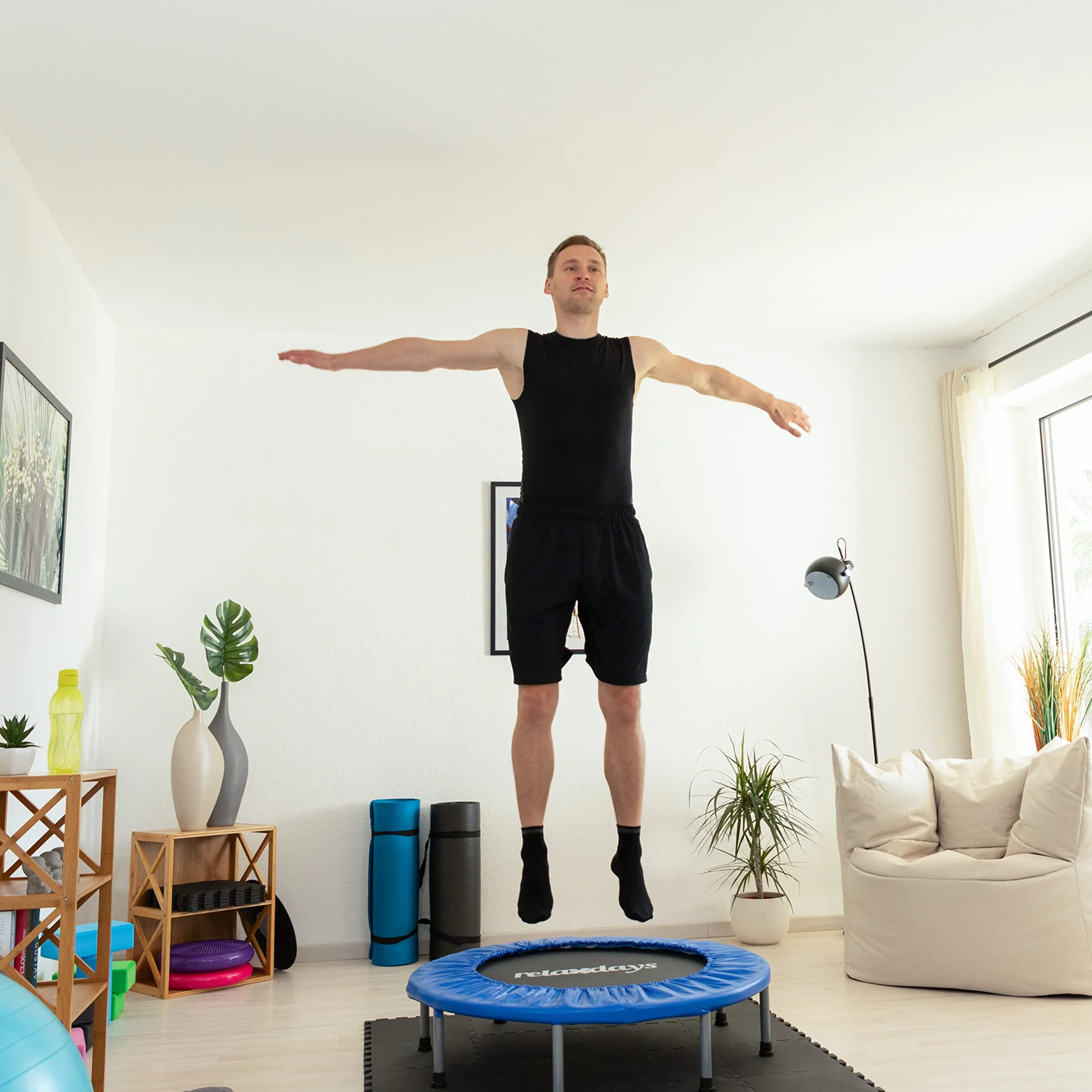 Relaxdays Składana trampolina fitness 22 x 95 x 95 cm 100 kg niebiesko-czarna