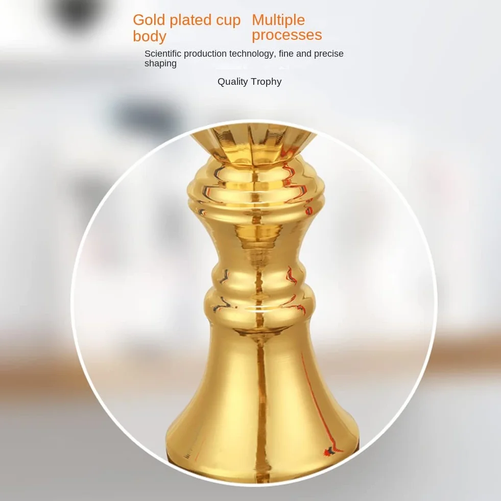 Trofeum sportowe, puchar piłki nożnej w kolorze złotym z cokołem, trofeum zwycięzcy, możliwość personalizacji, trofeum nagrody, puchar z uchem, puchar piłki nożnej dla dzieci, dla