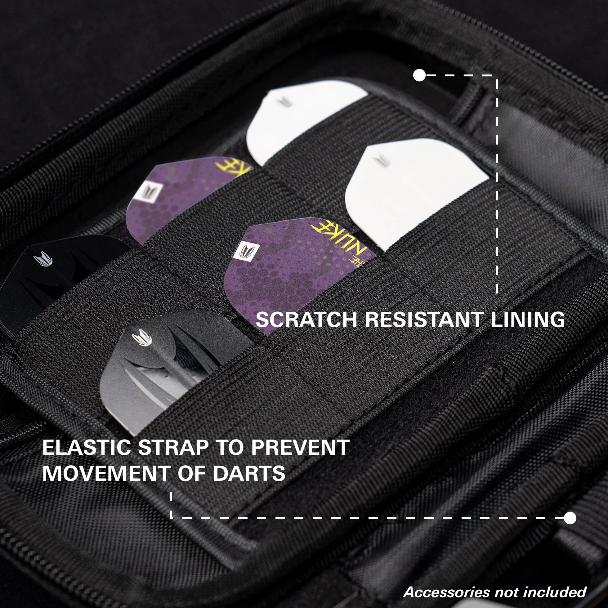 Target Darts Luke Littler Ghost Series XL Takoma Wallet – “The Nuke” profesjonalne etui na 6 zmontowanych rzutek, czarno-białe, z zamkiem błyskawicznym, idealne do przechowywania akcesoriów.