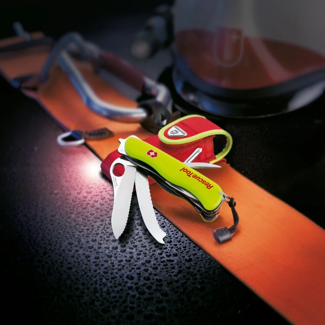 Victorinox scyzoryk RescueTool (14 funkcji, piła do przedniej szyby, rozbijak do szyb)