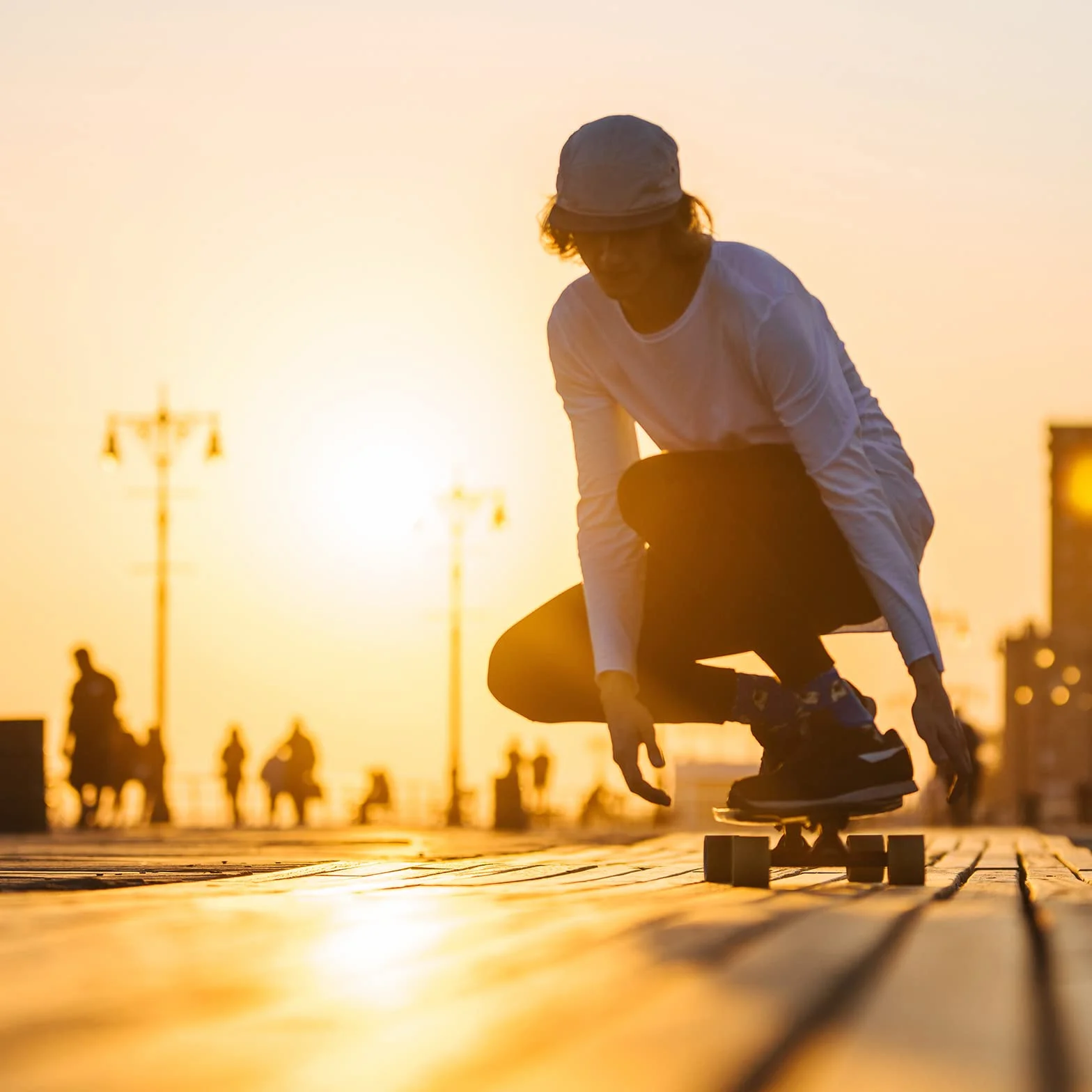 PATIKIL Longboard koła 60 mm z łożyskami ABEC-9, 4 sztuki kół ulicznych do deskorolek, cruiser, zamiennik koła 80 A, biało-czarne