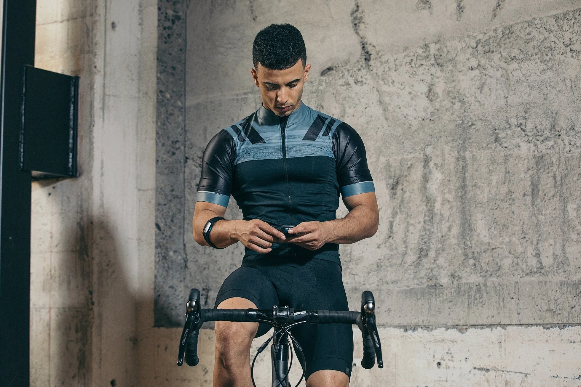 Wahoo Fitness Unisex TICKR FIT Monitor Aktywności, Czarny, Bateria do 35h