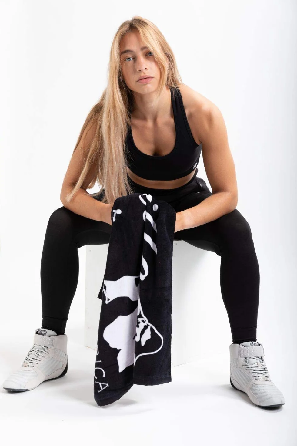 Gorilla Wear Ręcznik gimnastyczny 50 x 100 cm akcesoria fitness