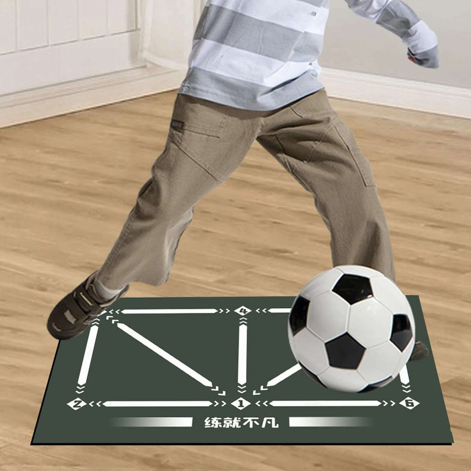 Mata do umiej?tno?ci pi?karskich, mata do ?wicze? w pi?ce no?nej - Mata do ?wicze? pi?karskich,Antypo?lizgowa cicha mata do kroków, trener Silent Ball Mastery Trainer 23,62 x 35,43 cala do ?wicze? pi?