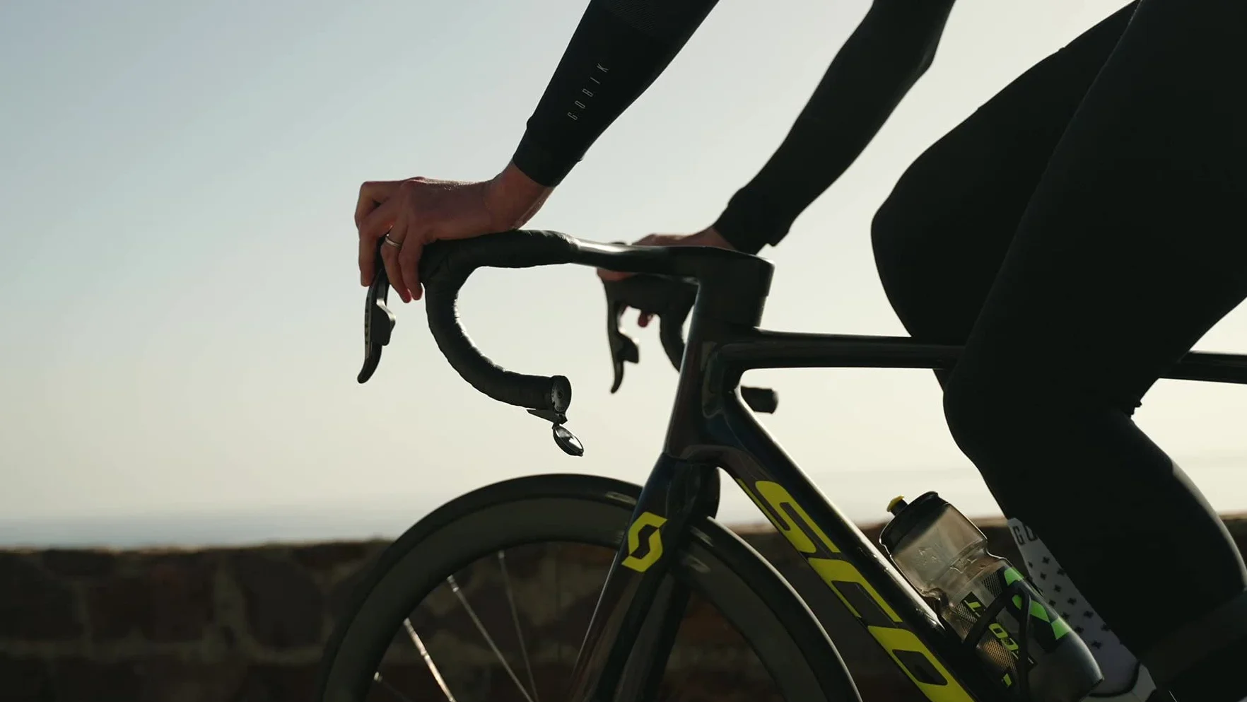 THE BEAM CORKY PERFORMANCE Mini Lusterko Rowerowe Składane 360 Stopni Czarny