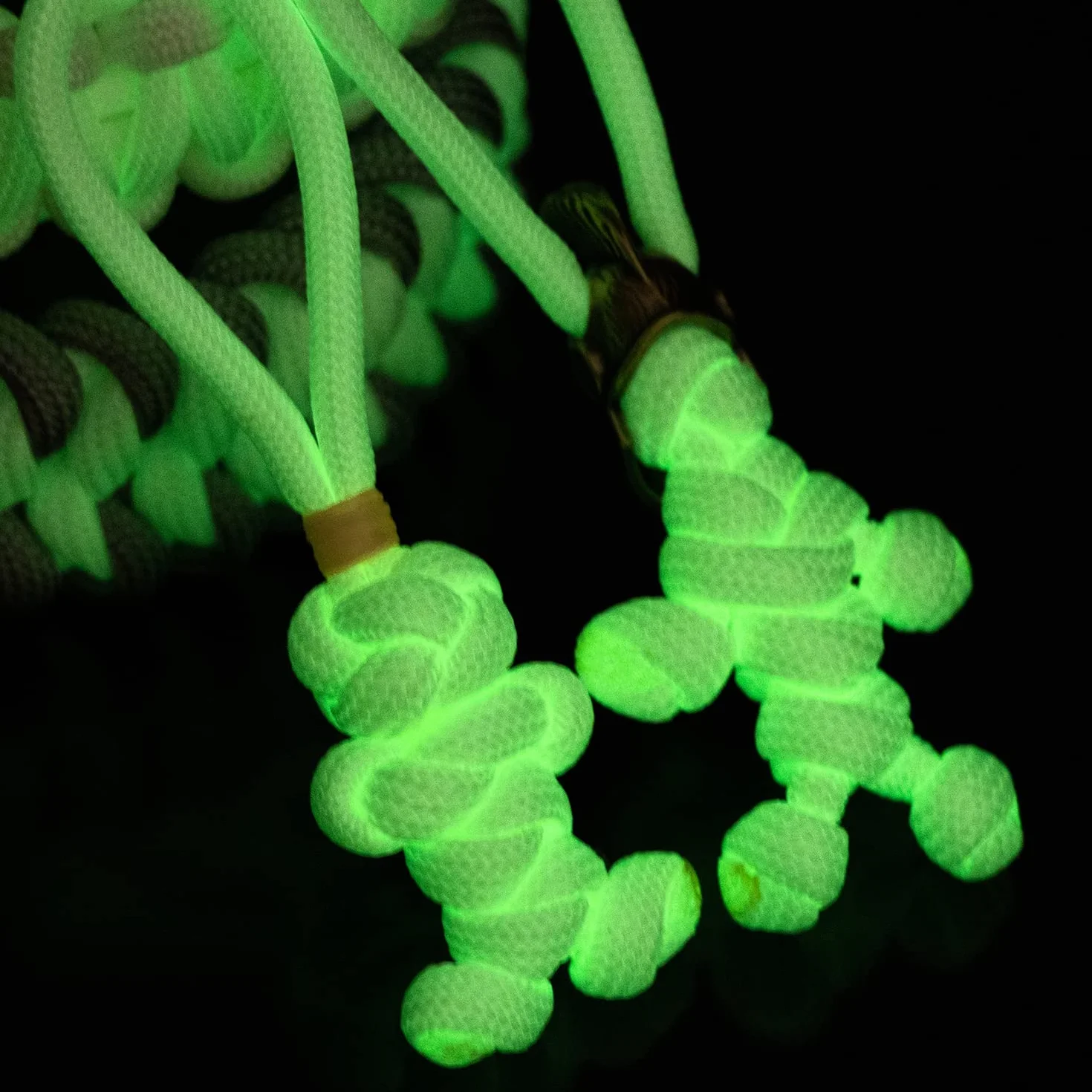 Abma Cord Glow In The Dark Paracord 550 4mm 30m Luminous Fluorescencyjny Paracord 9 Strands Linka Spadochronowa - Max. 250kg (550lbs)