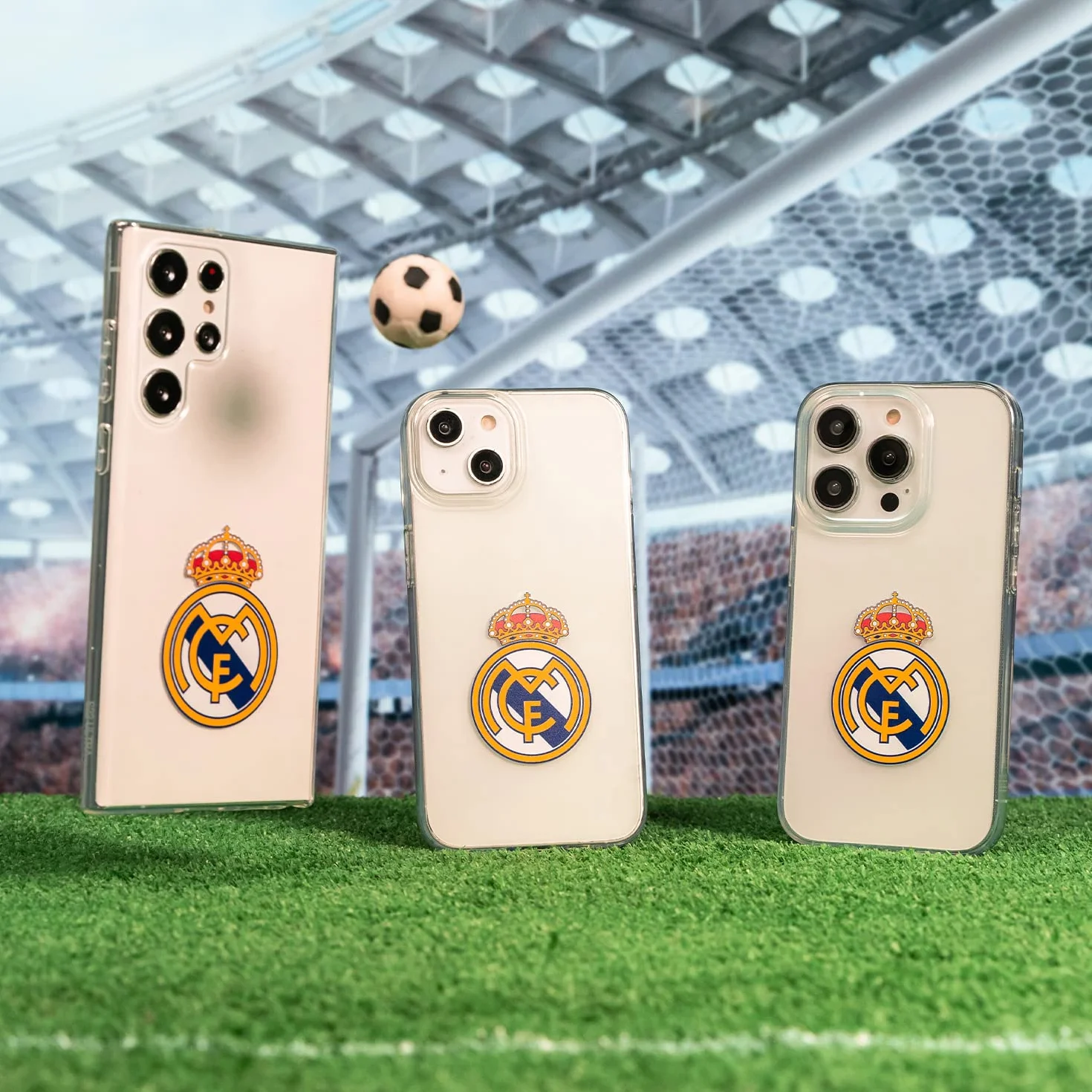 Real Madryt iPhone 15 Case! Niespokrewniony, aby chronić Twój telefon komórkowy. Oficjalnie licencjonowana elastyczna warstwa silikonowa Real Madryt