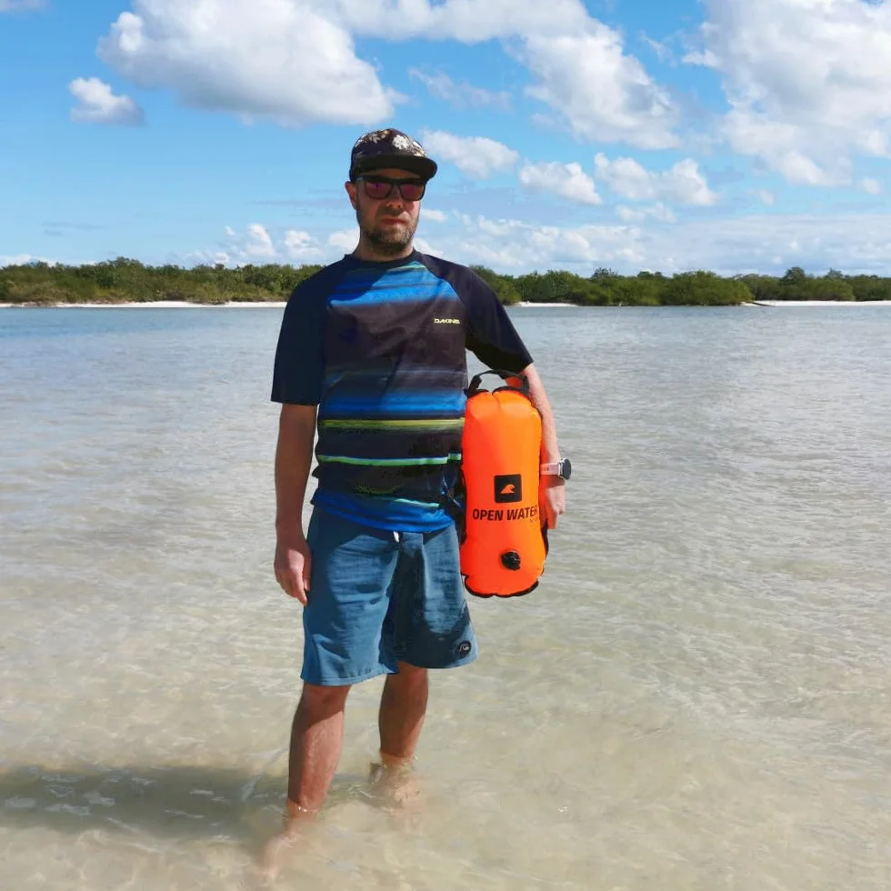 OPENWATER dmuchana bojka asekuracyjna do pływania z uchwytami