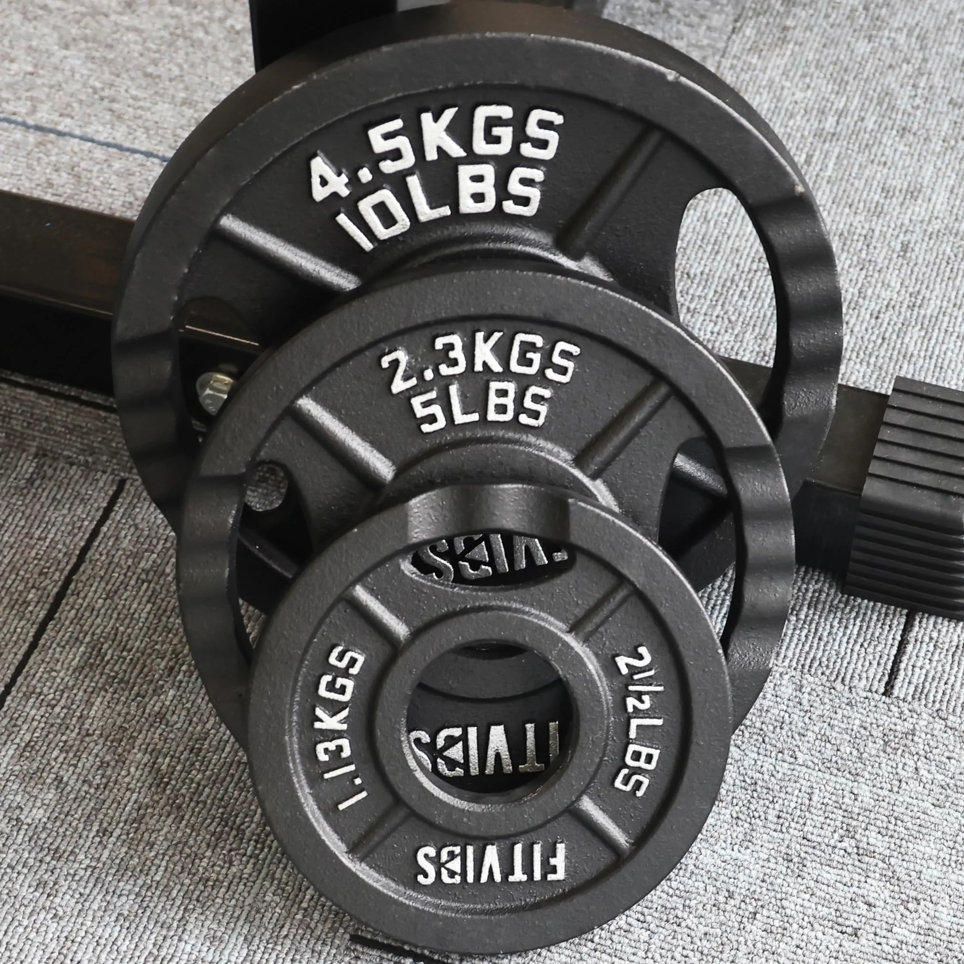 Signature Fitness Olympic 2-calowy żeliwny talerz obciążający 11,3 kg para