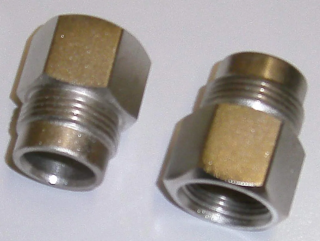 HTD Uniwersalny adapter 300 Bar W30x2 gwint zewnętrzny W21.8 gwint wewnętrzny