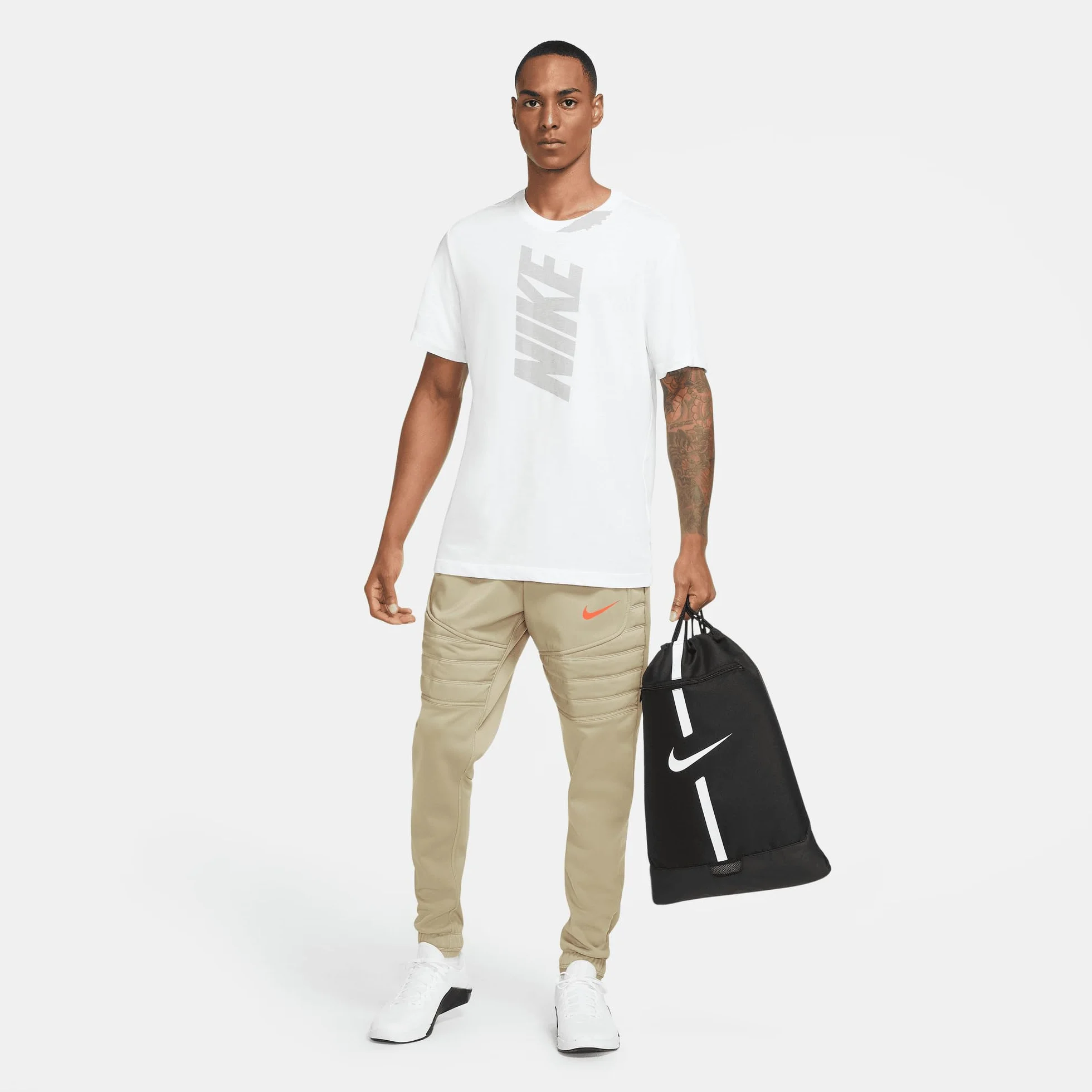 Nike Uniseks Acdmy Gmsk Torba na Siłownię, Czarny/Biały, 9L