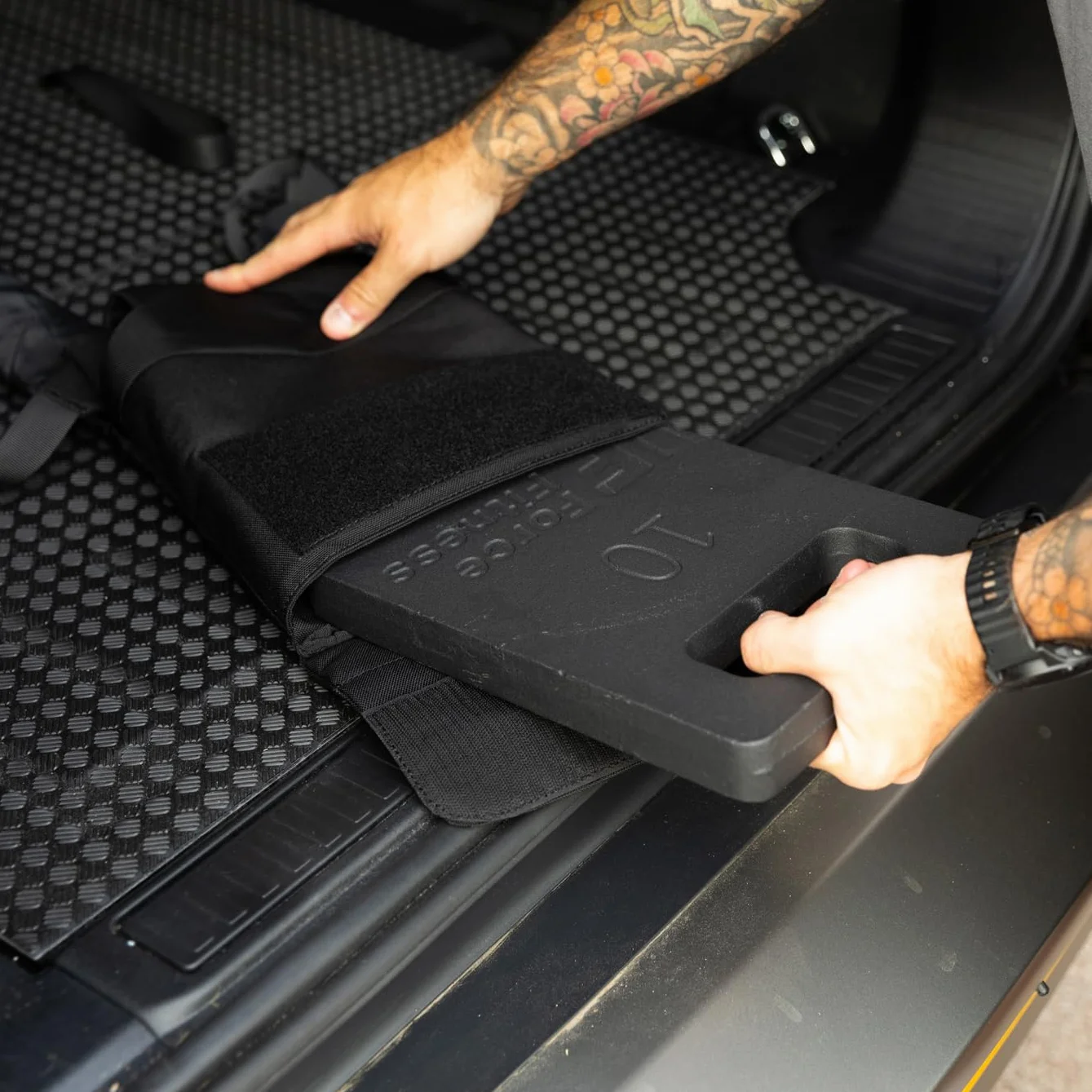 FORCE FITNESS Obciążniki Żeliwne do Plecaka Treningowego – Do Marszu z Obciążeniem, Treningu Siłowego, Domowej Siłowni – Płyty 5–25 kg – Do Rucking i Kardio